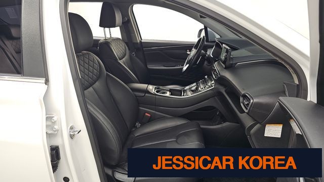 2022 Hyundai The New Santa Fe - Thumbnail 4