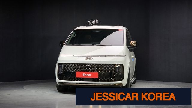2023 Hyundai Staria - Thumbnail 2