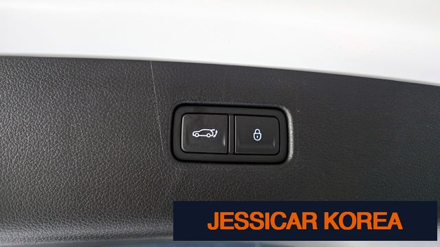 2023 Genesis GV80 - Thumbnail 8
