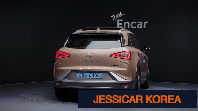 2021 Hyundai Nexo - Thumbnail 10