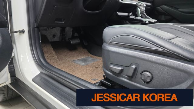 2023 Kia Seltos - Thumbnail 7