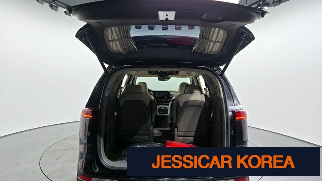 2021 Kia Carnival 4th Gen - Thumbnail 17