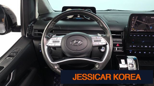 2022 Hyundai Staria - Thumbnail 10