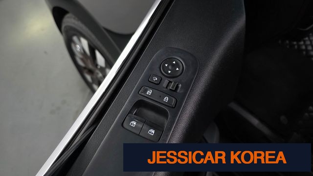 2022 Hyundai Staria - Thumbnail 14