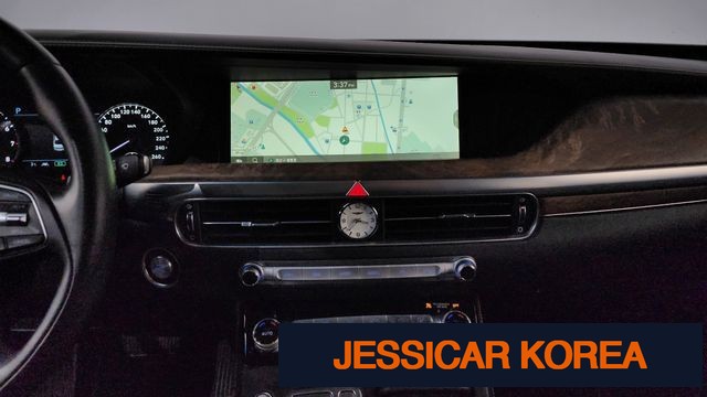 2019 Genesis G90 - Thumbnail 9
