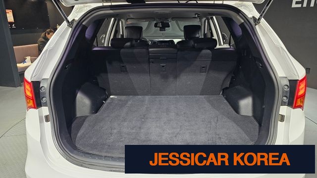 2015 Hyundai Santa Fe DM - Thumbnail 9
