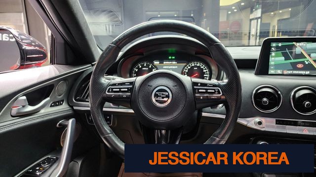 2020 Kia Stinger - Thumbnail 4