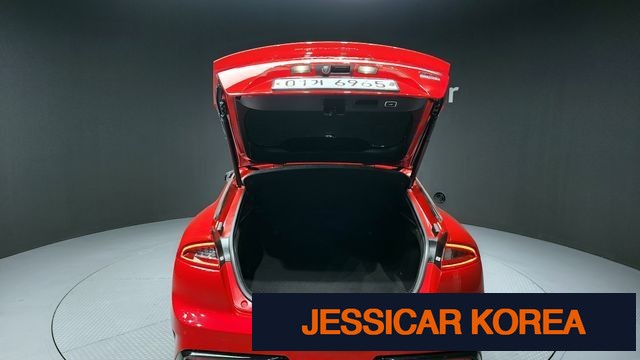 2020 Kia Stinger - Thumbnail 16