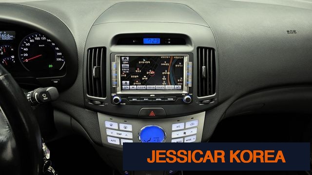 2010 Hyundai Avante HD - Thumbnail 12