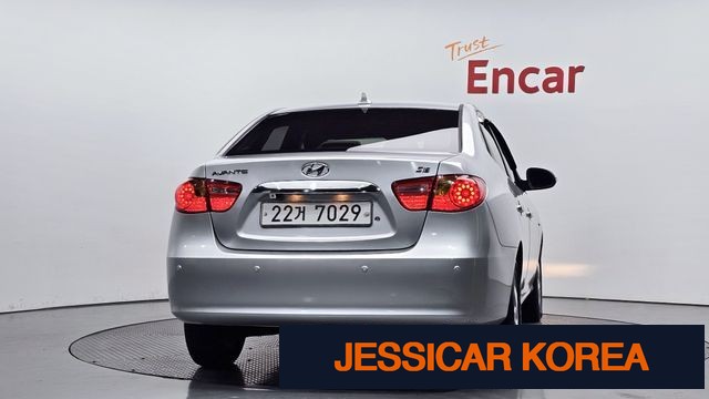 2010 Hyundai Avante HD - Thumbnail 14
