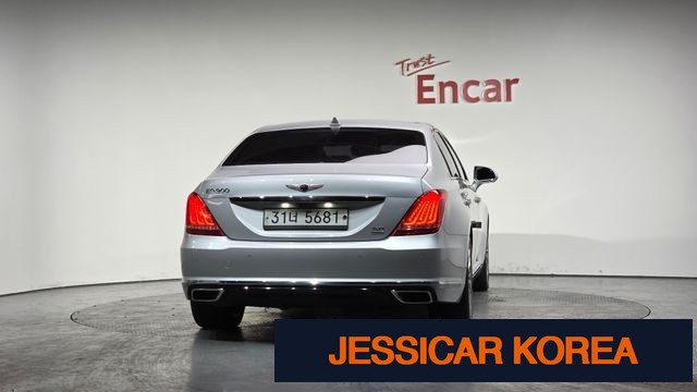 2018 Genesis EQ900 - Thumbnail 13
