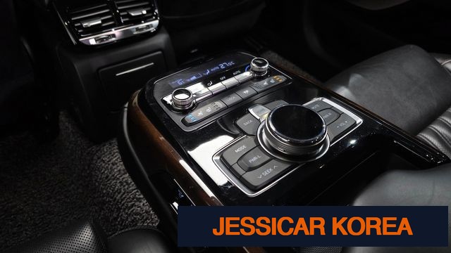 2018 Genesis EQ900 - Thumbnail 14