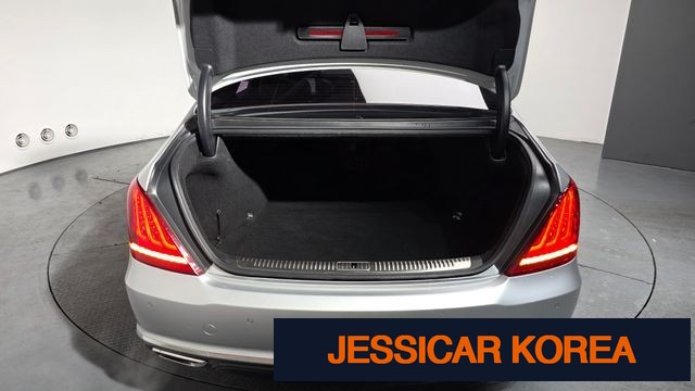 2018 Genesis EQ900 - Thumbnail 20