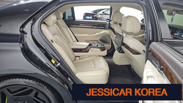 2018 Genesis EQ900 - Thumbnail 14