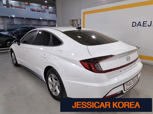 2022 Hyundai Sonata (DN8) - Thumbnail 2