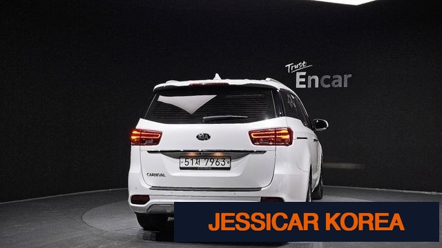2019 Kia The New Carnival - Thumbnail 2