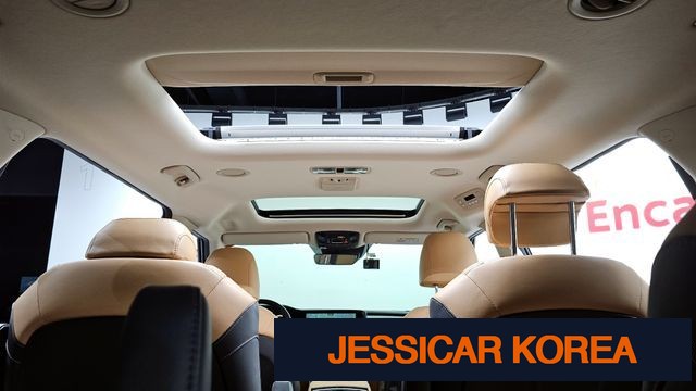 2022 Kia Carnival 4th Gen - Thumbnail 8