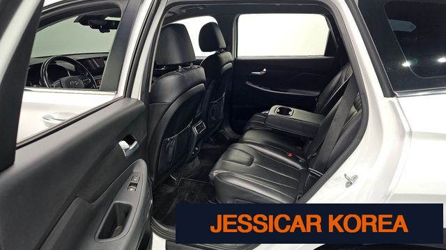 2021 Hyundai The New Santa Fe - Thumbnail 18