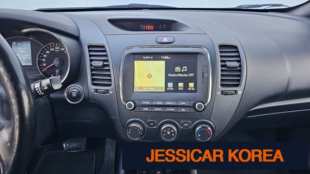 2018 Kia The New K3 - Thumbnail 4