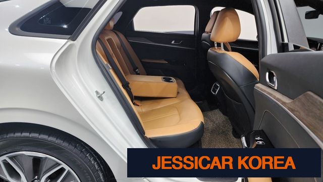 2020 Kia K5 Hybrid 3rd Generation - Thumbnail 11