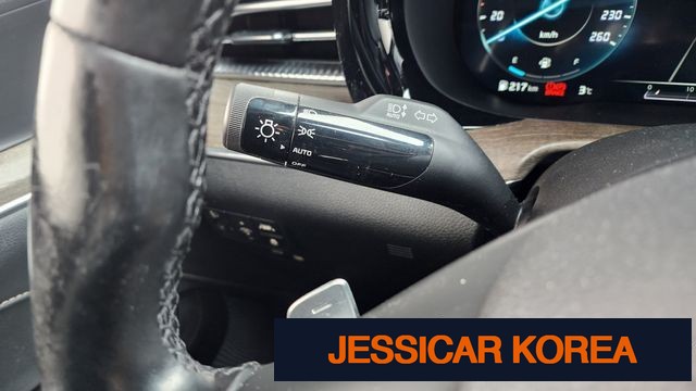 2020 Kia K5 Hybrid 3rd Generation - Thumbnail 14