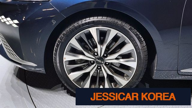 2022 Kia K8 - Thumbnail 4