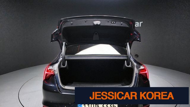 2022 Kia K8 - Thumbnail 15