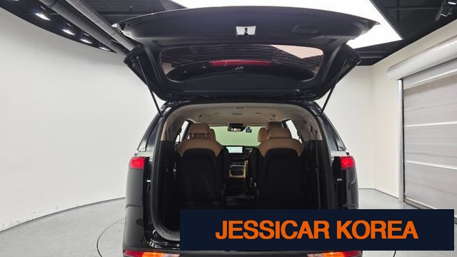 2022 Kia Carnival 4th Gen - Thumbnail 8