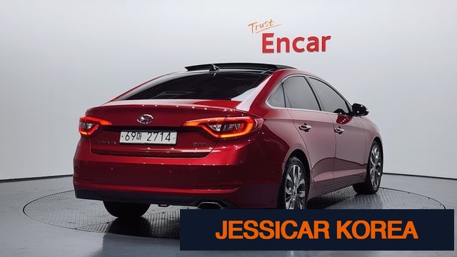 2015 Hyundai LF Sonata - Thumbnail 19