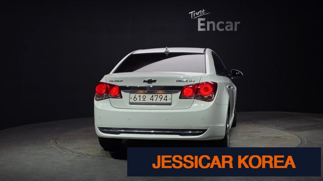 2011 Chevrolet Cruze - Thumbnail 9