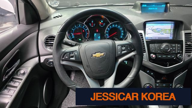 2011 Chevrolet Cruze - Thumbnail 18