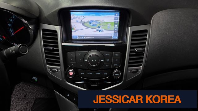 2011 Chevrolet Cruze - Thumbnail 20