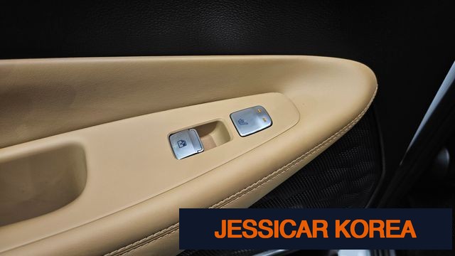 2023 Hyundai The New Santa Fe - Thumbnail 4