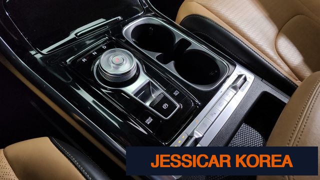 2021 Kia Carnival 4th Gen - Thumbnail 17