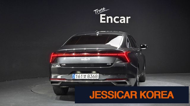 2022 Kia K8 Hybrid - Thumbnail 10