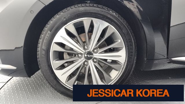 2023 Kia K8 Hybrid - Thumbnail 5