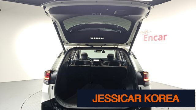 2022 Kia Sportage 5th Gen - Thumbnail 2