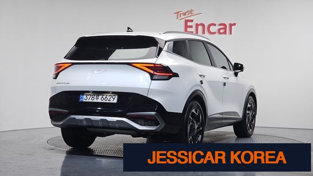 2022 Kia Sportage 5th Gen - Thumbnail 6