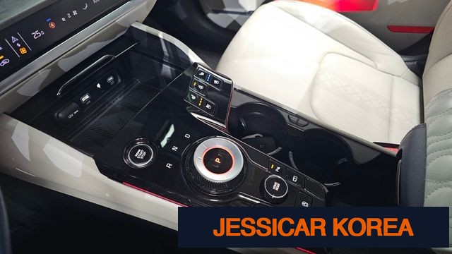 2022 Kia Sportage 5th Gen - Thumbnail 8