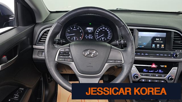 2016 Hyundai Avante AD - Thumbnail 12