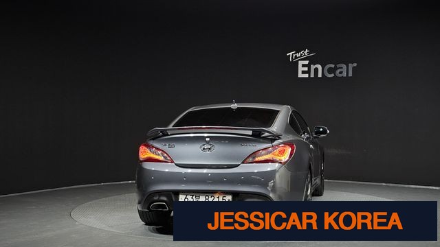 2015 Hyundai The New Genesis Coupe - Thumbnail 10