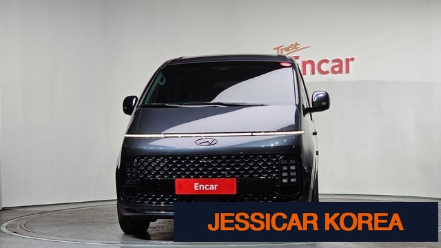 2023 Hyundai Staria - Thumbnail 4