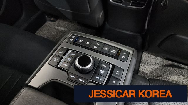 2016 Hyundai Genesis DH - Thumbnail 11