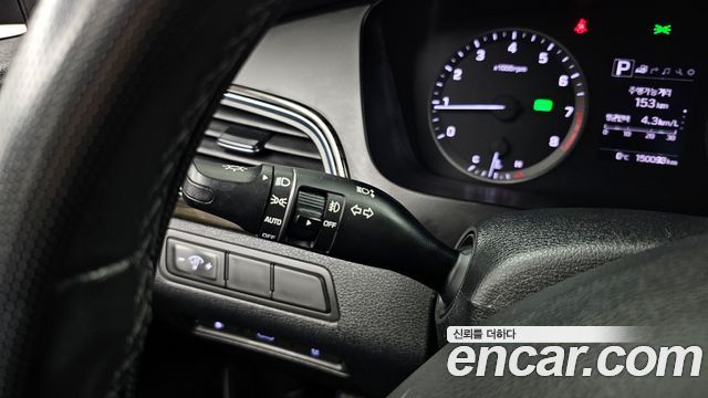 2016 Hyundai LF 쏘나타 - Thumbnail 17