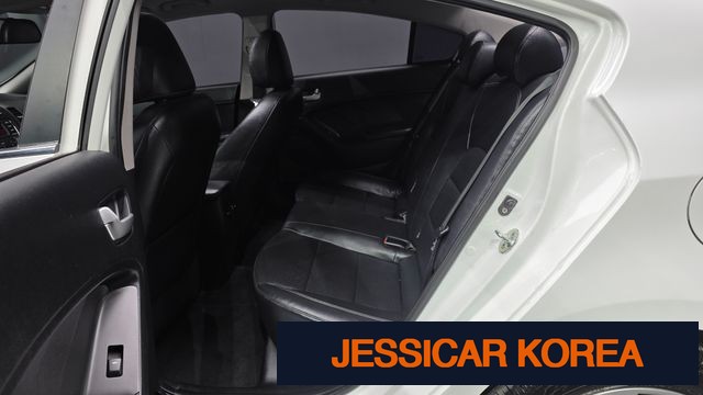 2015 Kia K3 - Thumbnail 7