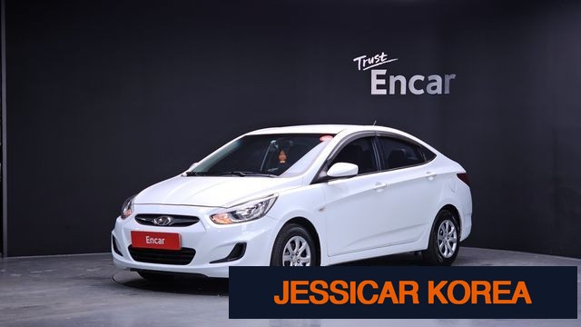 2011 Hyundai Accent (new model) - Thumbnail 17