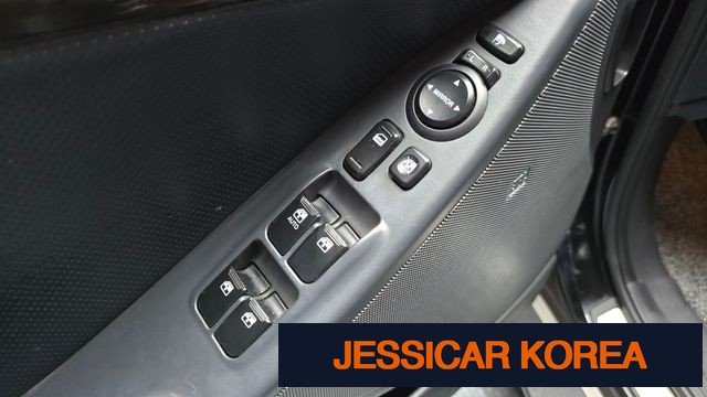 2012 Hyundai Veracruz - Thumbnail 16