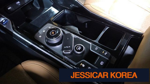 2022 Kia Sorento 4th Gen - Thumbnail 3