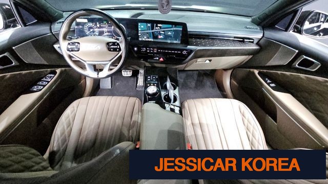 2023 Kia K8 - Thumbnail 9