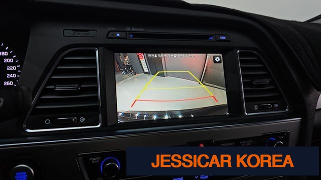 2016 Hyundai LF Sonata - Thumbnail 20